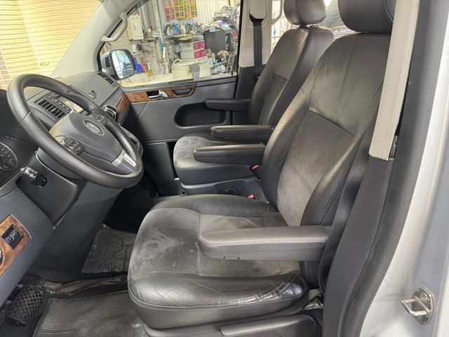 VOLKSWAGEN福斯 T5 MULTIVAN  第14張相片