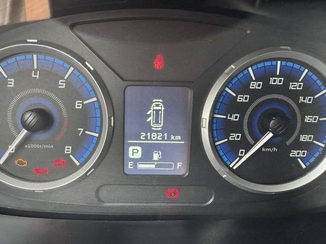 MITSUBISHI三菱 ZINGER  第7張相片