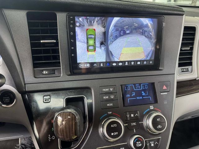 TOYOTA豐田 SIENNA  第12張相片