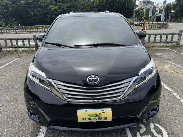 TOYOTA豐田 SIENNA  第20張相片