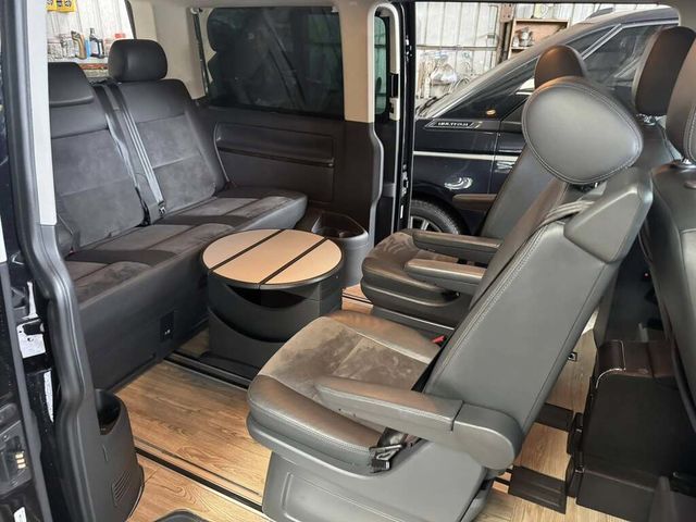 VOLKSWAGEN福斯 T5 MULTIVAN  第4張相片