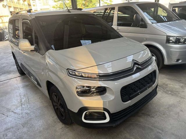 CITROEN雪鐵龍 BERLINGO  第4張相片