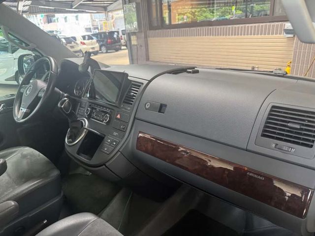 VOLKSWAGEN福斯 T5 MULTIVAN  第6張相片