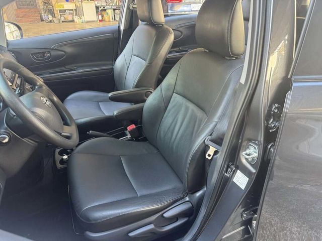 TOYOTA豐田 WISH  第5張相片