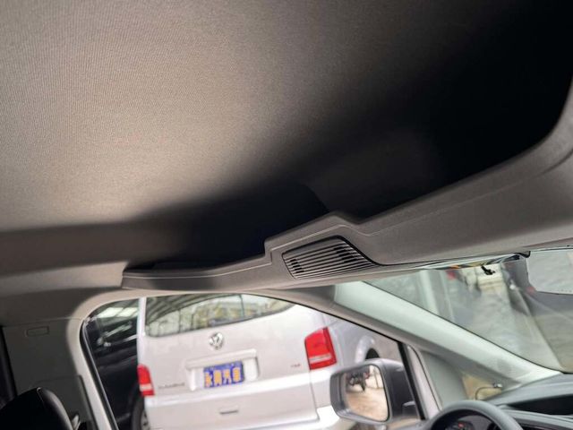 VOLKSWAGEN福斯 CADDY  第9張相片