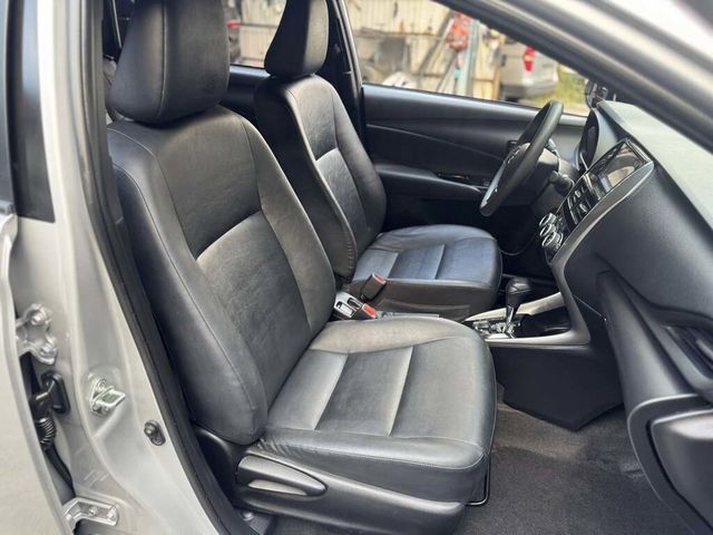 TOYOTA豐田 YARIS  第7張相片