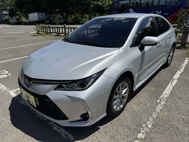 TOYOTA豐田 ALTIS  第1張相片