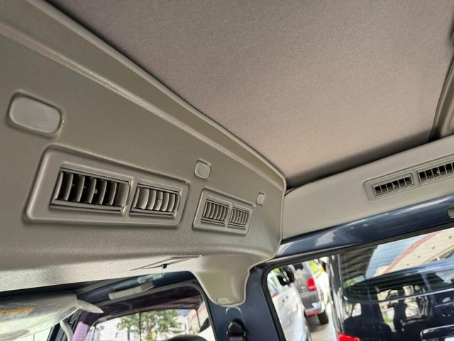 MITSUBISHI三菱 DELICA  第17張相片