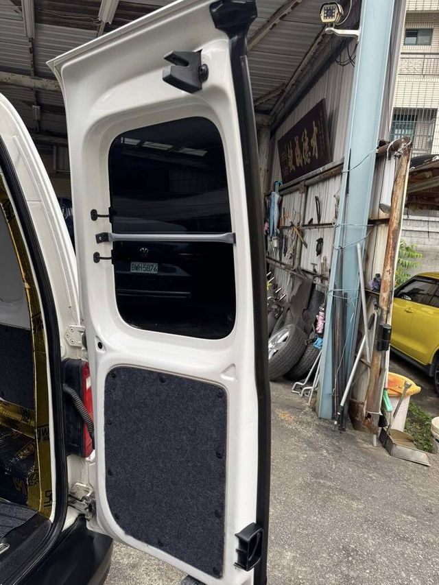 VOLKSWAGEN福斯 CADDY  第17張相片