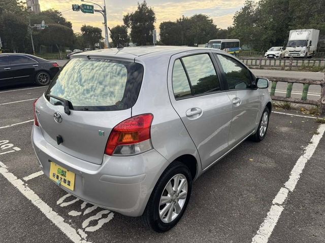 TOYOTA豐田 YARIS  第3張相片