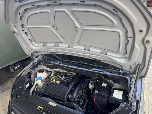 VOLKSWAGEN福斯 CADDY  第14張相片