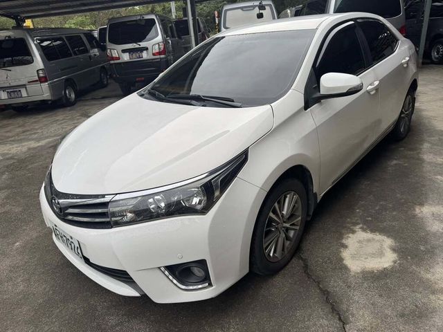 TOYOTA豐田 ALTIS  第1張相片