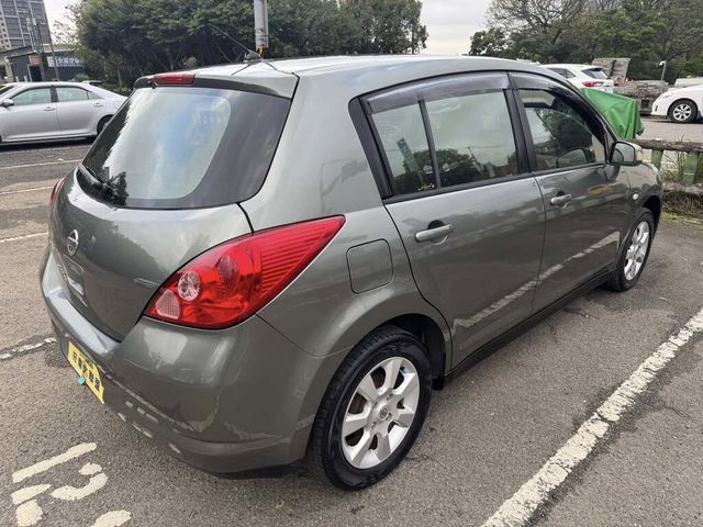 NISSAN日產 TIIDA  第2張相片