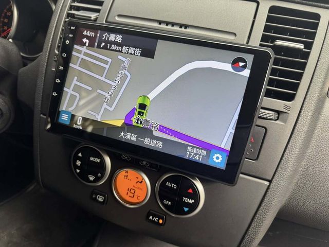 NISSAN日產 TIIDA  第14張相片