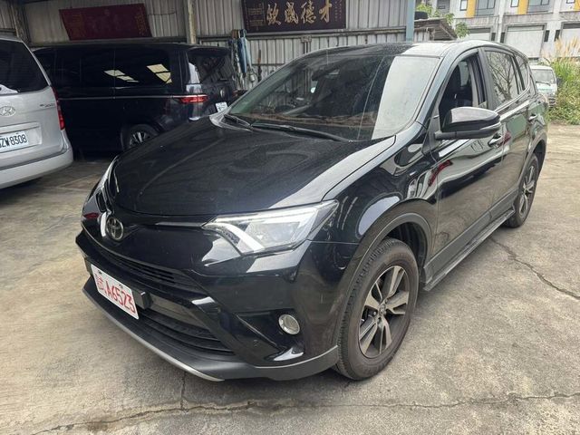 TOYOTA豐田 RAV4  第1張相片