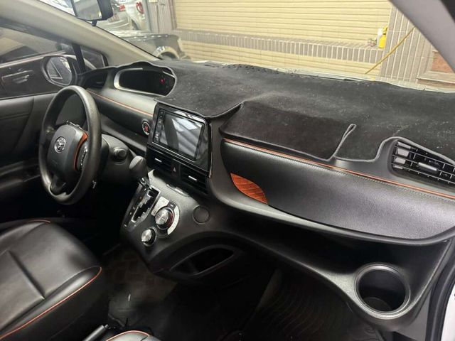 TOYOTA豐田 SIENTA  第2張相片