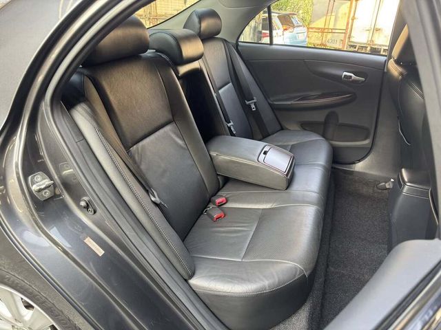 TOYOTA豐田 ALTIS  第12張相片