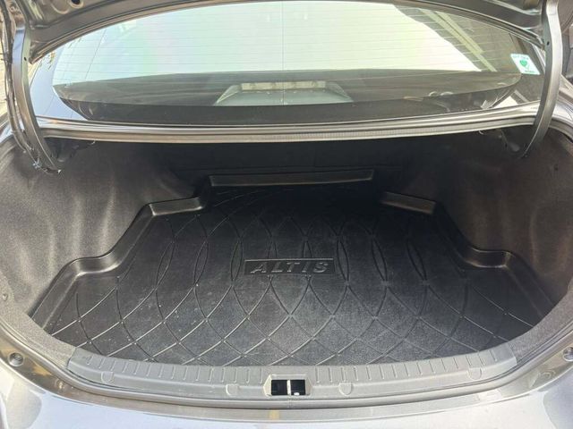 TOYOTA豐田 ALTIS  第16張相片