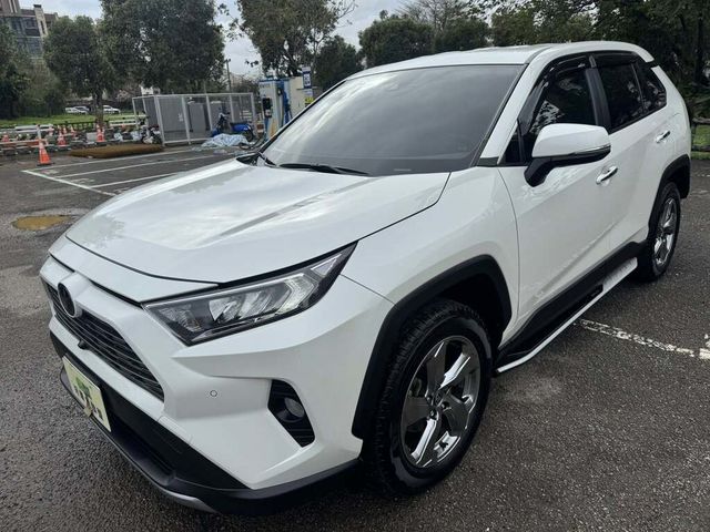 TOYOTA豐田 RAV4  第1張相片