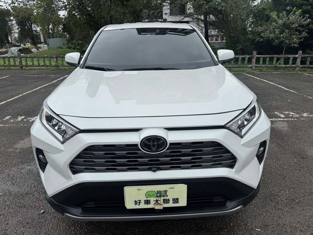 TOYOTA豐田 RAV4  第2張相片