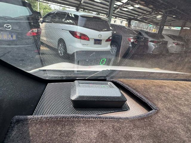 TOYOTA豐田 YARIS  第7張相片