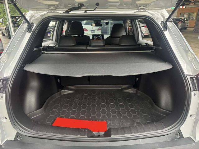 TOYOTA豐田 COROLLA CROSS HYBRID  第15張相片