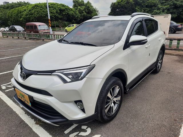 TOYOTA豐田 RAV4  第1張相片
