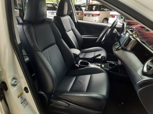 TOYOTA豐田 RAV4  第7張相片