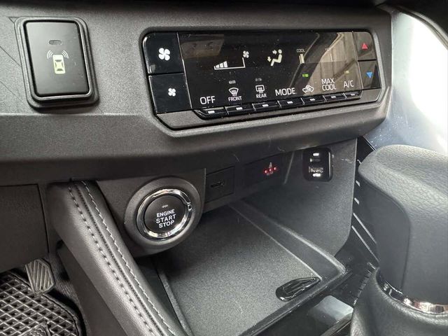 TOYOTA豐田 YARIS CROSS  第12張相片