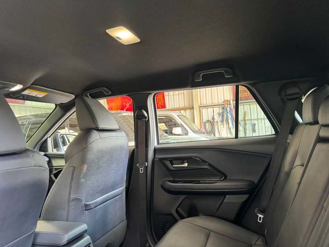 TOYOTA豐田 YARIS CROSS  第12張相片