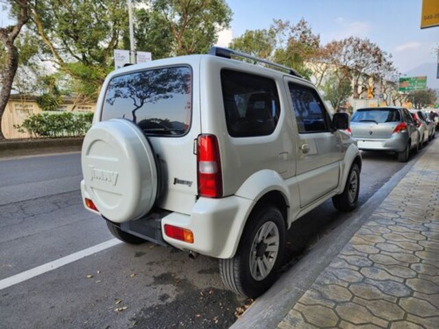 SUZUKI鈴木 JIMNY  第2張相片