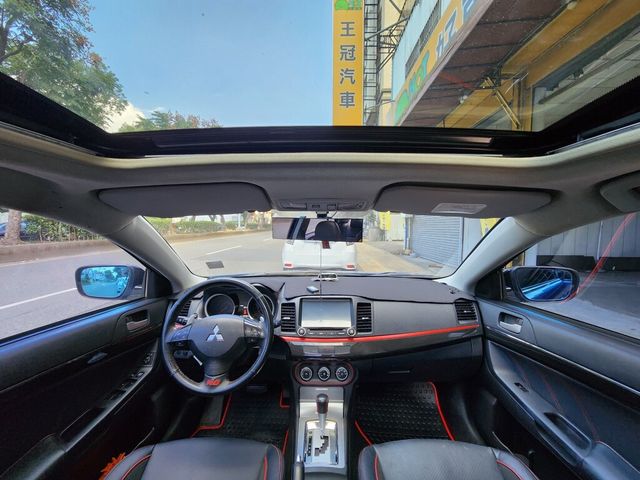 MITSUBISHI三菱 LANCER IO  第5張相片