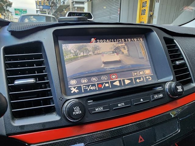 MITSUBISHI三菱 LANCER IO  第11張相片