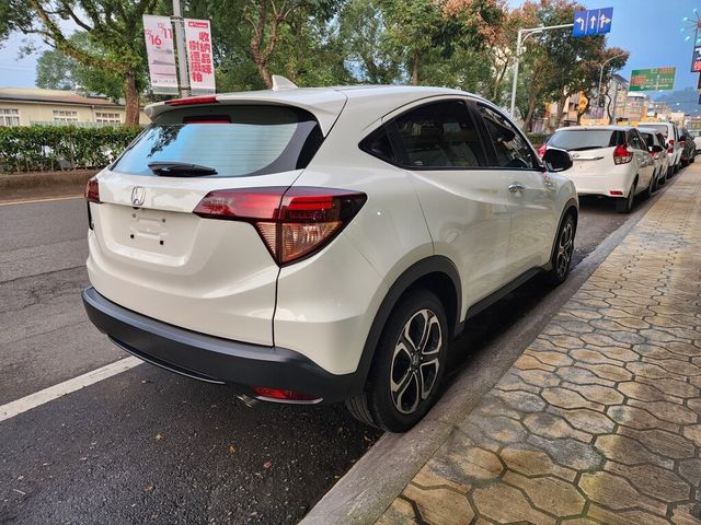 HONDA本田 HR-V  第2張相片