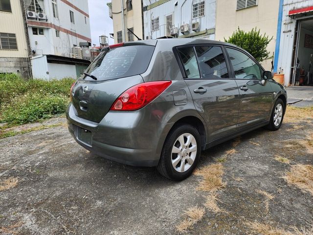 NISSAN日產 TIIDA  第2張相片