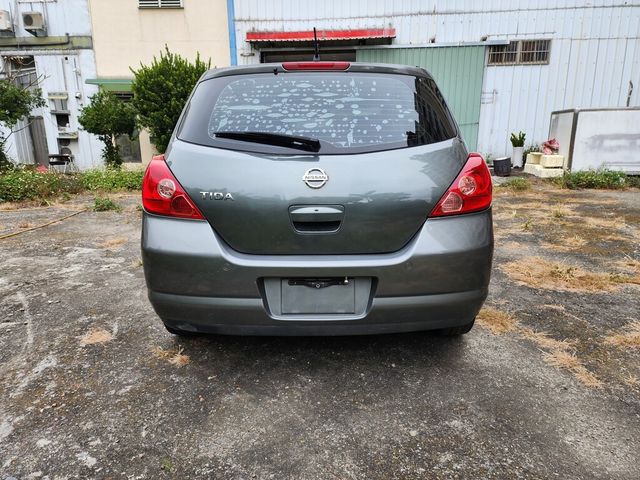 NISSAN日產 TIIDA  第4張相片