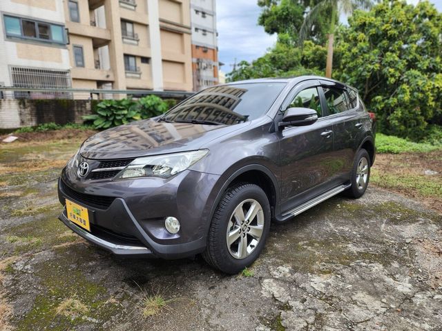 TOYOTA豐田 RAV4  第1張相片