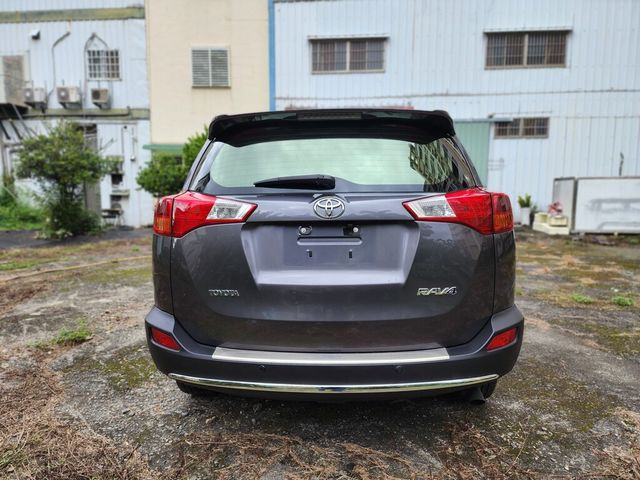 TOYOTA豐田 RAV4  第4張相片