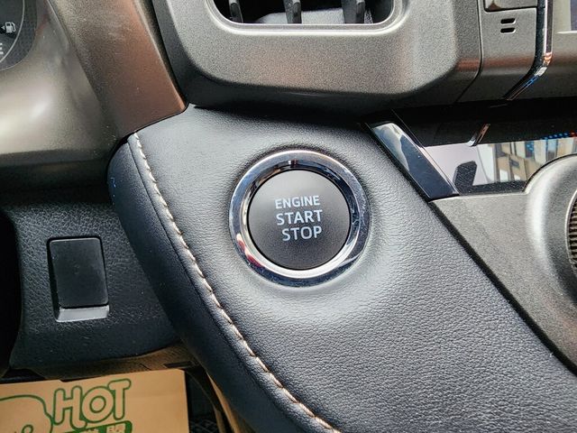 TOYOTA豐田 RAV4  第10張相片