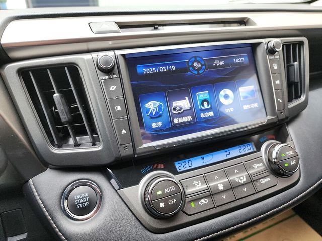 TOYOTA豐田 RAV4  第12張相片