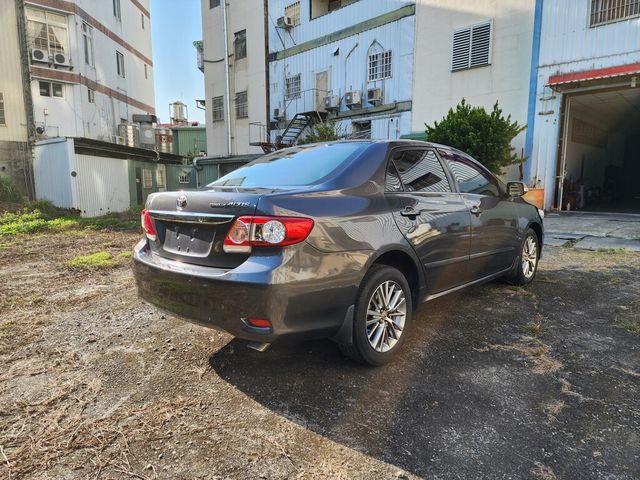 TOYOTA豐田 ALTIS  第2張相片