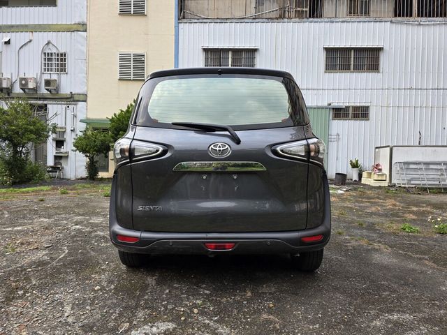 TOYOTA豐田 SIENTA  第4張相片