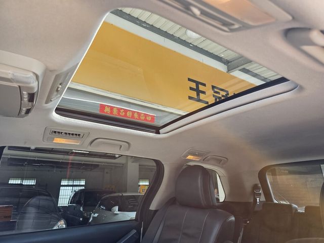 TOYOTA豐田 PREVIA  第8張相片