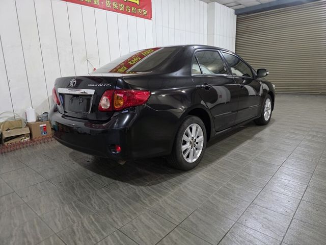 TOYOTA豐田 ALTIS  第2張相片