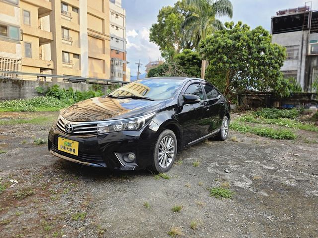 TOYOTA豐田 ALTIS  第1張相片