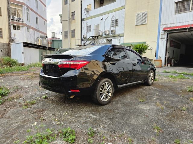 TOYOTA豐田 ALTIS  第2張相片