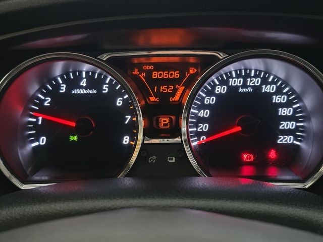 NISSAN日產 LIVINA  第14張相片