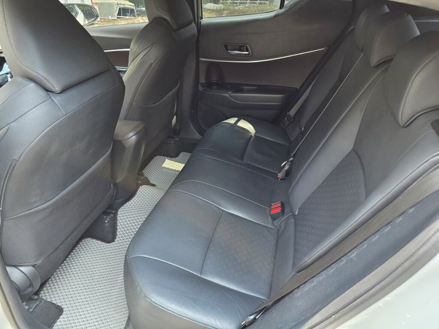 TOYOTA豐田 C-HR  第9張相片