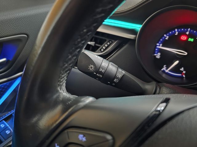 TOYOTA豐田 C-HR  第11張相片