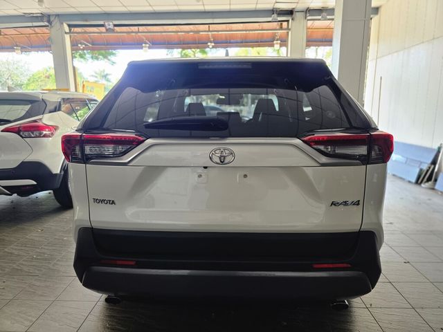 TOYOTA豐田 RAV4  第4張相片